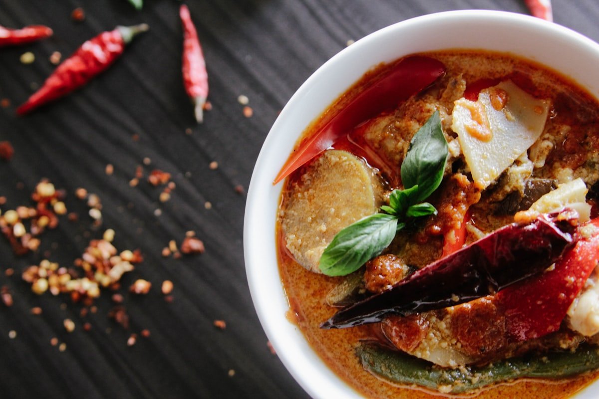 Tips Membuat Gudeg Nangka Muda Jogja Empuk: Santan Kental, Daun Jati, dan Tidak Hancur